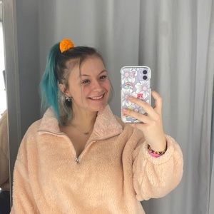 Meet your Posher, Adrianna